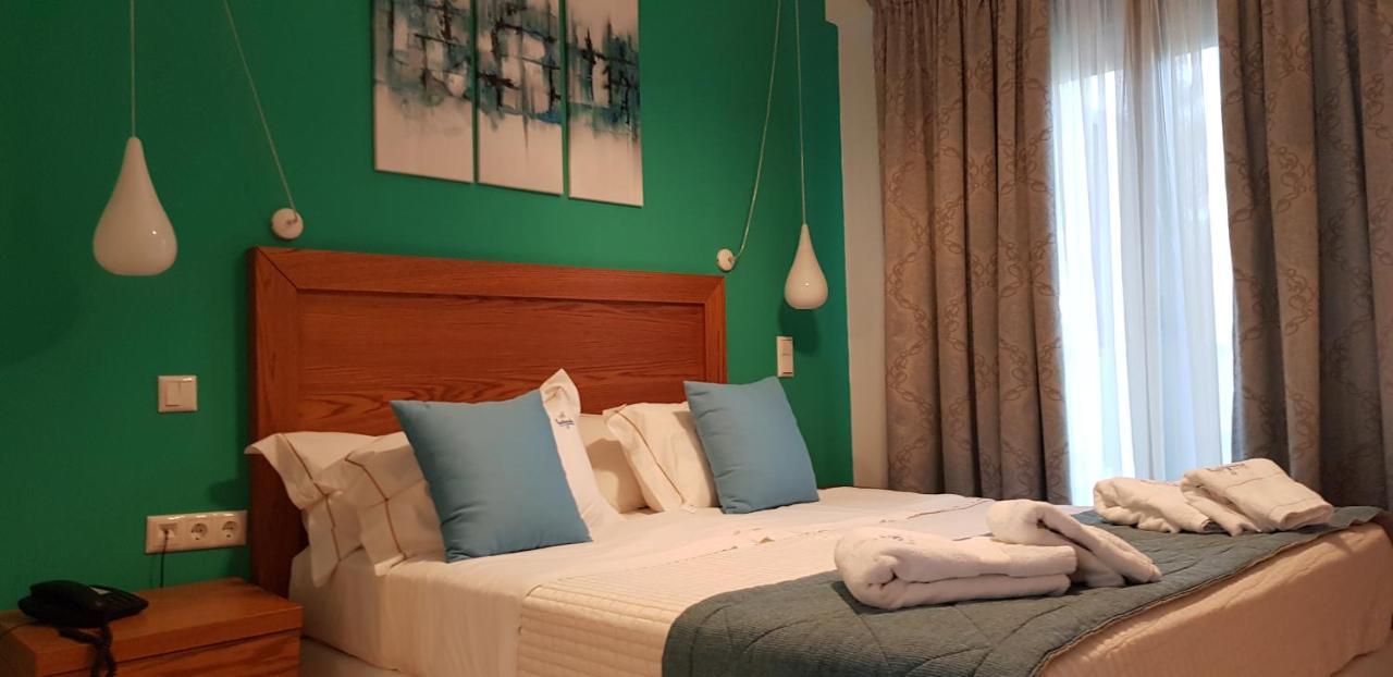 Hatzoudis Luxury Suites Chrysi Ammoudia Buitenkant foto