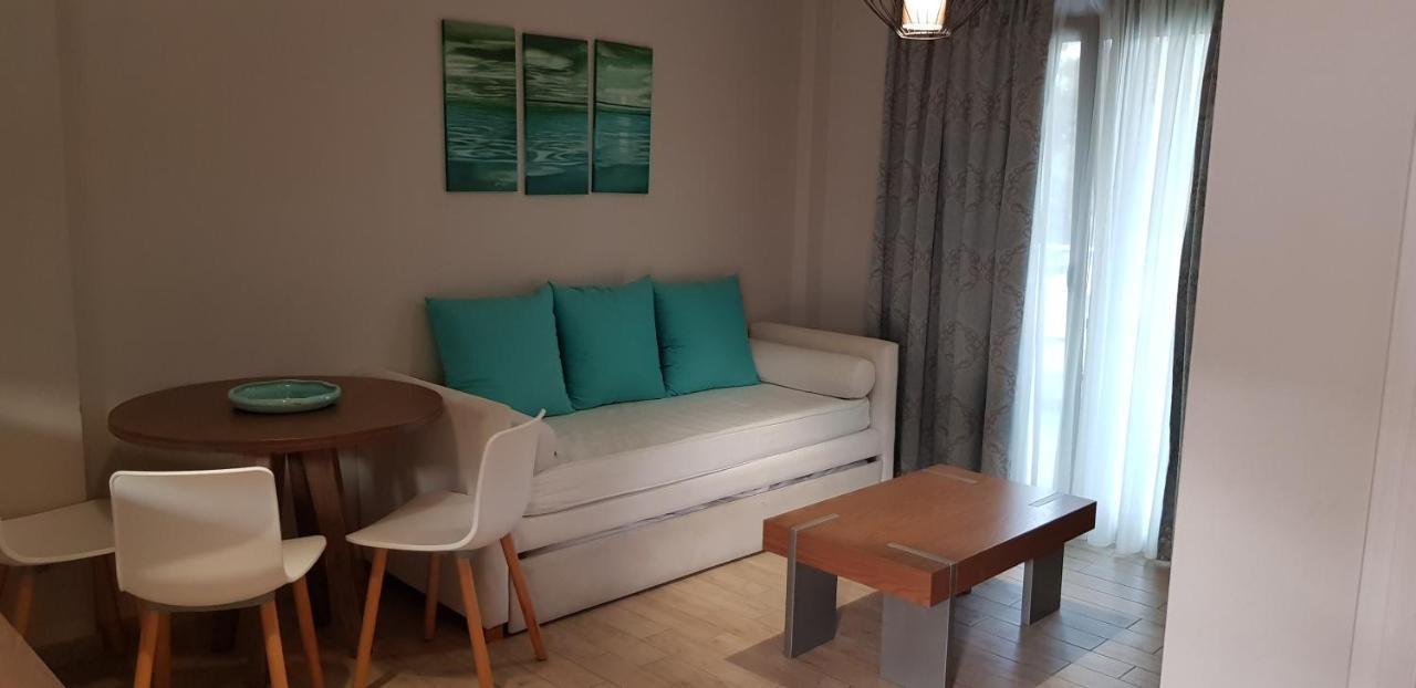 Hatzoudis Luxury Suites Chrysi Ammoudia Buitenkant foto