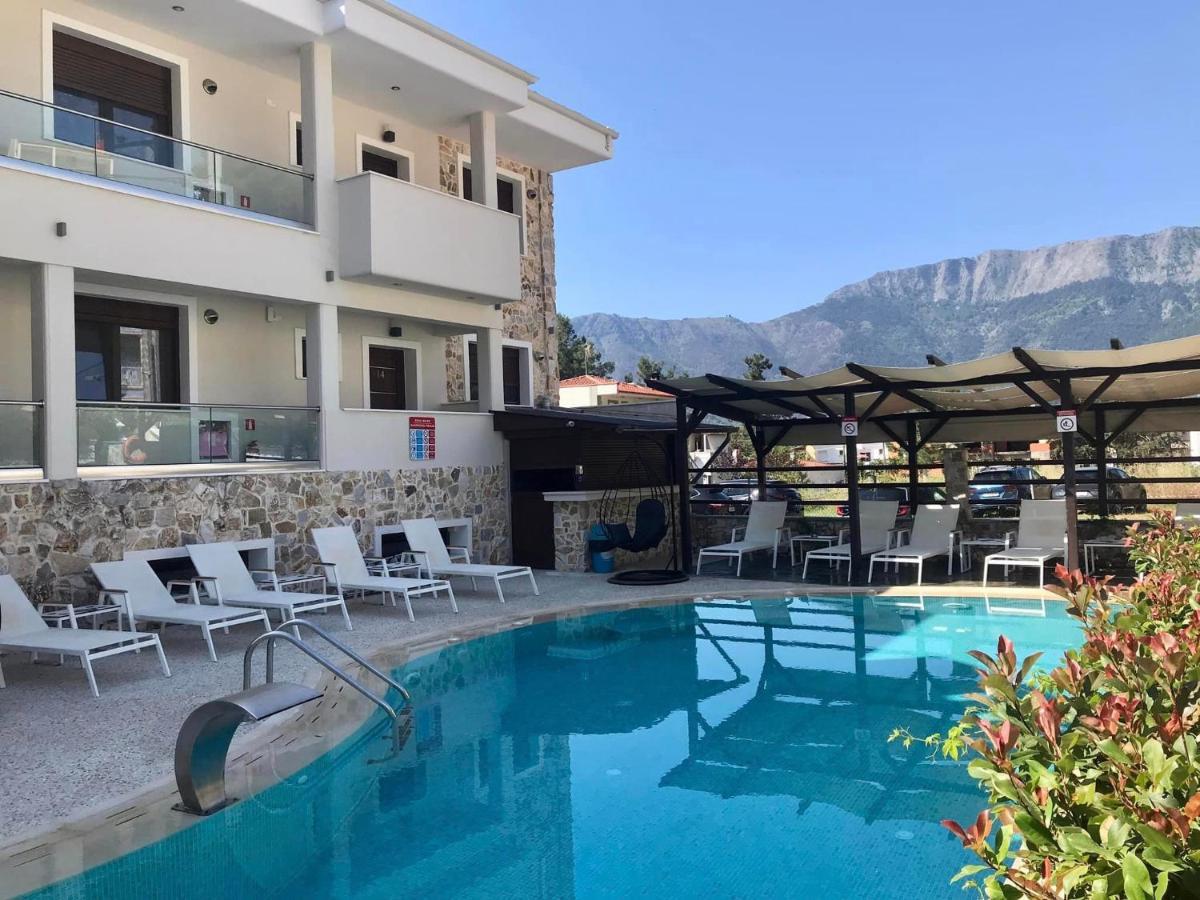Hatzoudis Luxury Suites Chrysi Ammoudia Buitenkant foto